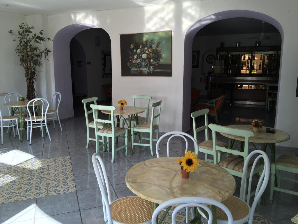 Hotel Villa Al Parco Forio di Ischia المظهر الخارجي الصورة