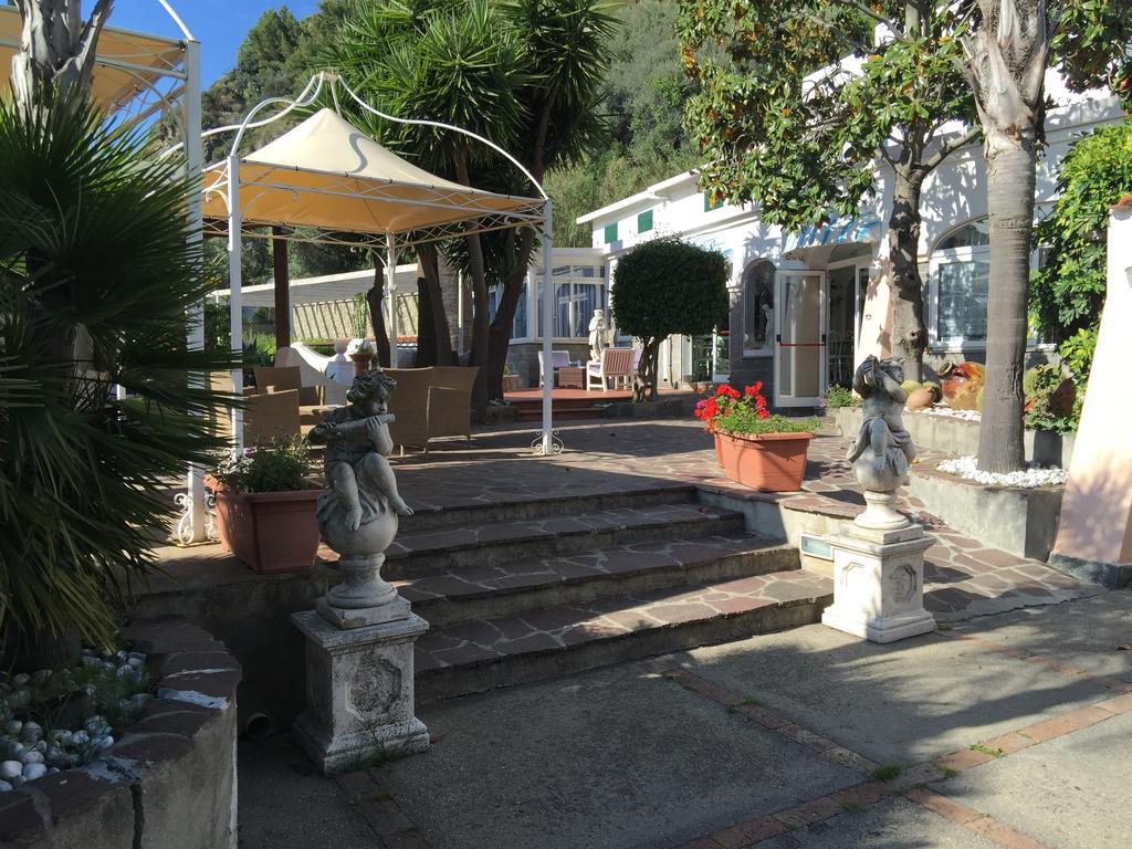 Hotel Villa Al Parco Forio di Ischia المظهر الخارجي الصورة